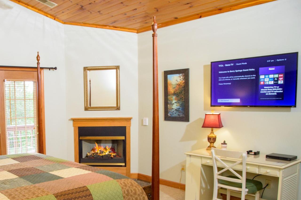 Berry Springs Lodge Sevierville Buitenkant foto