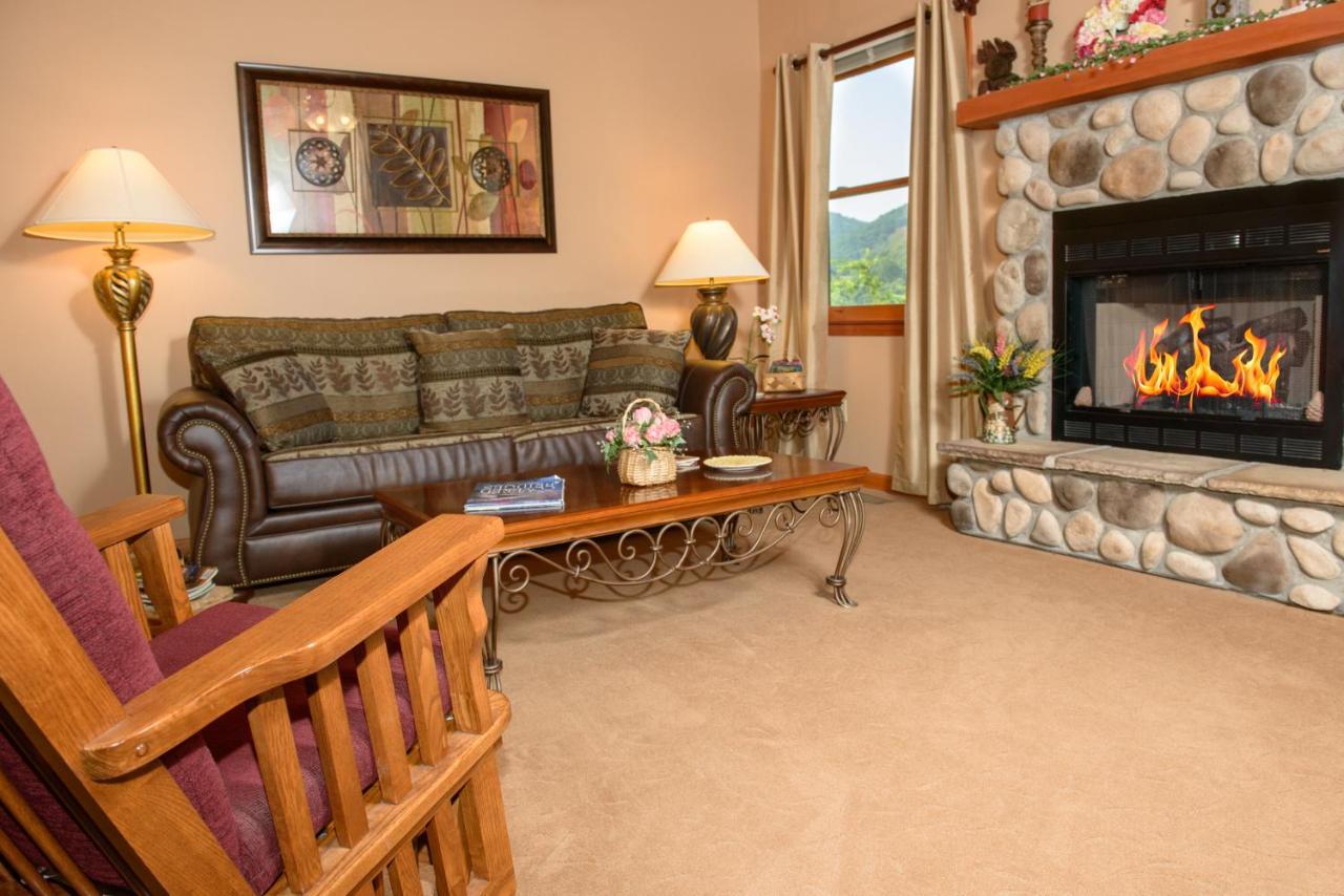 Berry Springs Lodge Sevierville Buitenkant foto