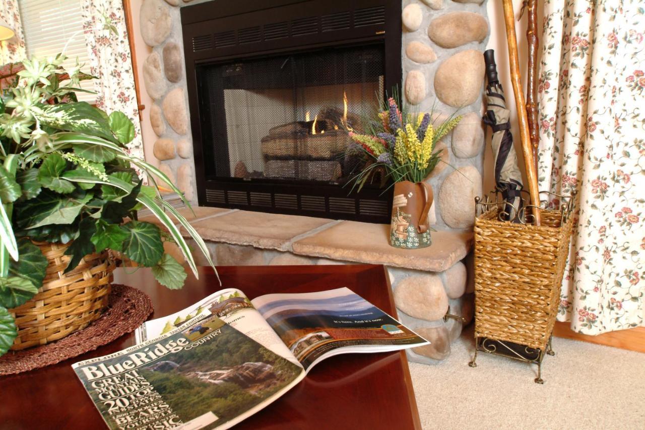 Berry Springs Lodge Sevierville Kamer foto