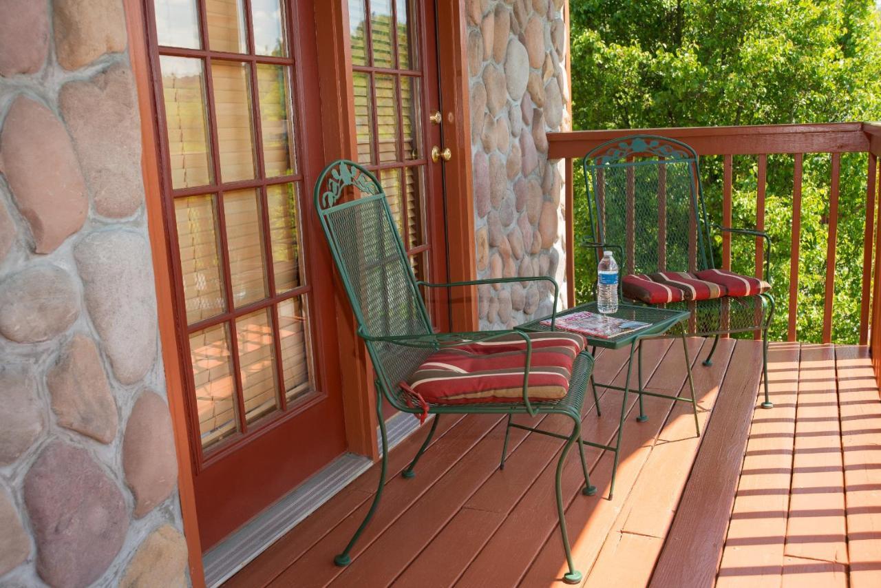 Berry Springs Lodge Sevierville Kamer foto